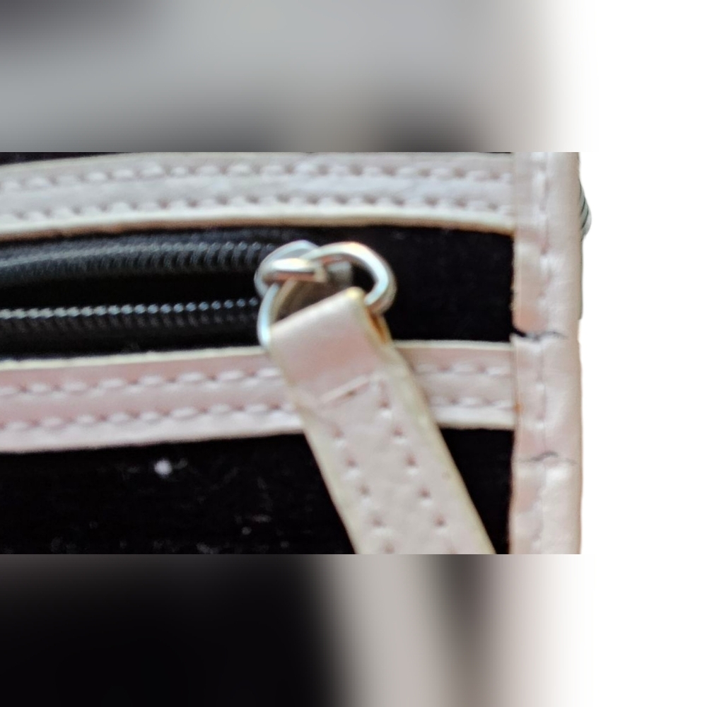 Pandora Unforgettable Moments Cream Leather Travel Jewelry Case Clutch Wallet  - Picture 3 of 9
